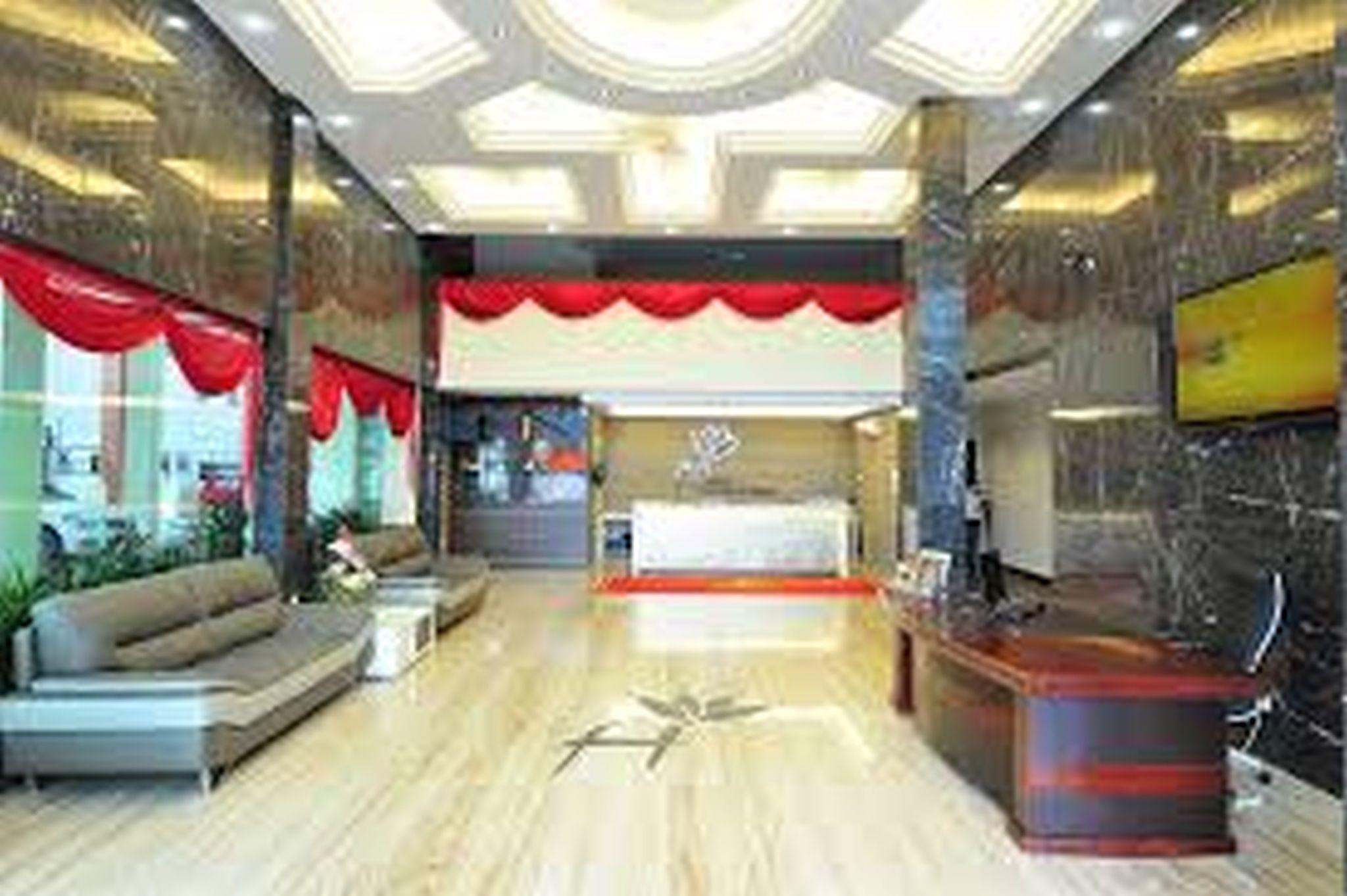 Hallmark Crown Hotel Malacca Bagian luar foto